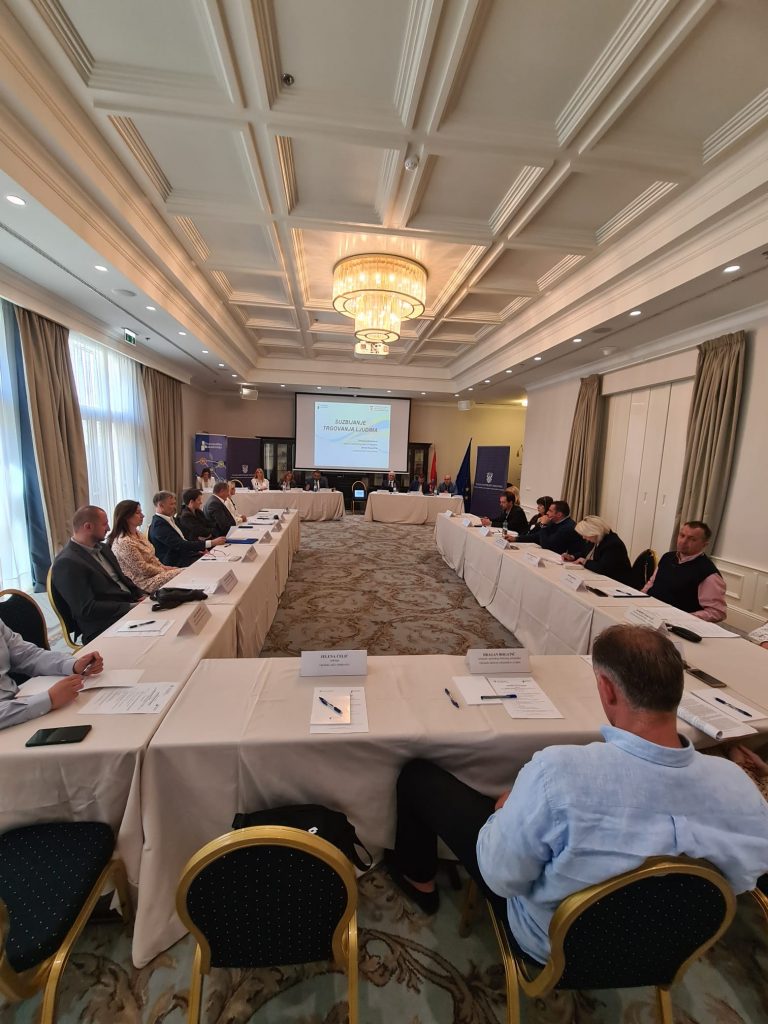 Suzbijanje trgovanja ljudima